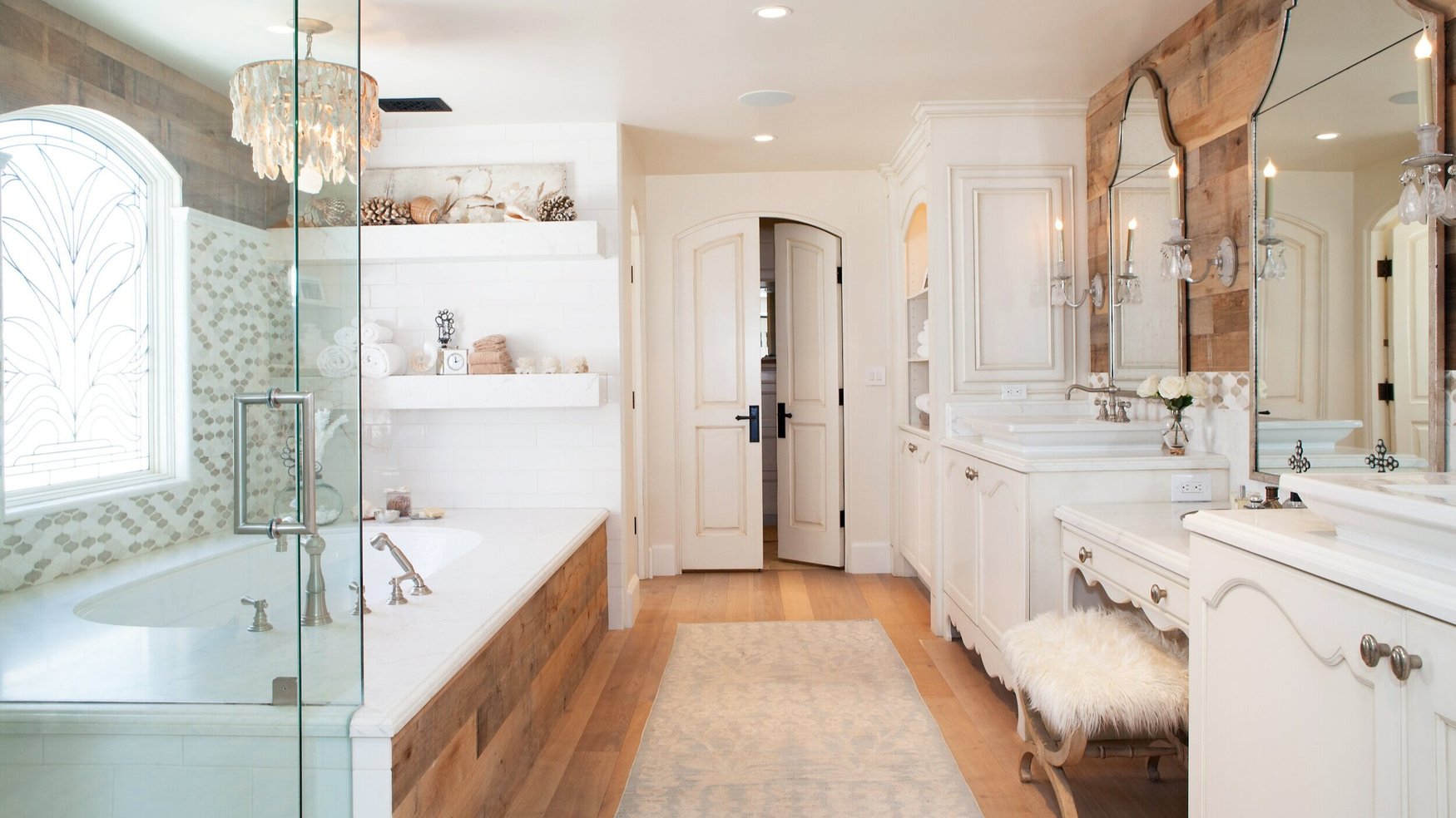 Balboa Peninsula Oceanfront - Interior Design