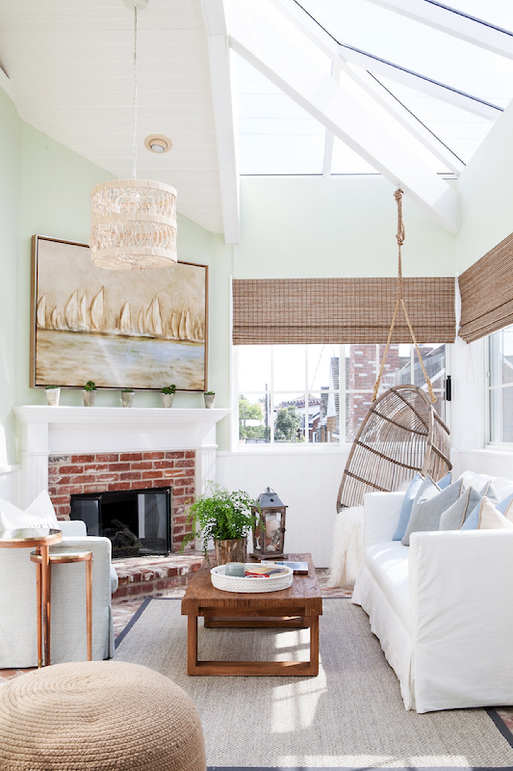 Corona Del Mar Flower Streets - Interior Design