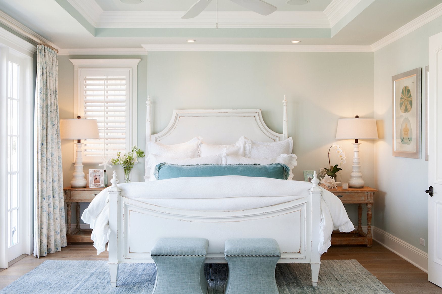 Corona Del Mar Flower Streets - Interior Design