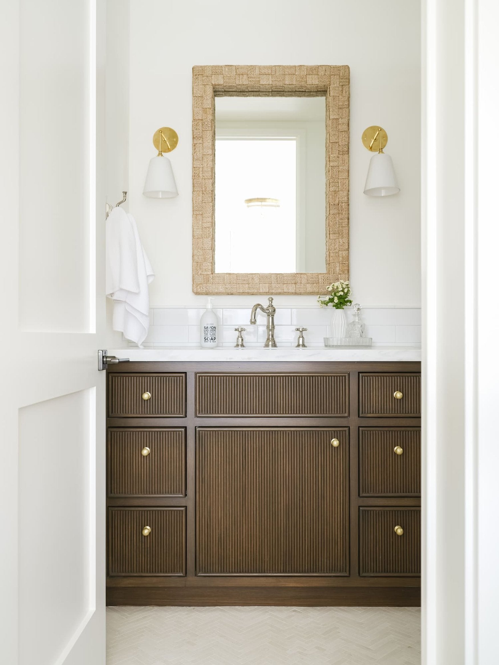 Newport Bayside Boathouse - Interior Design