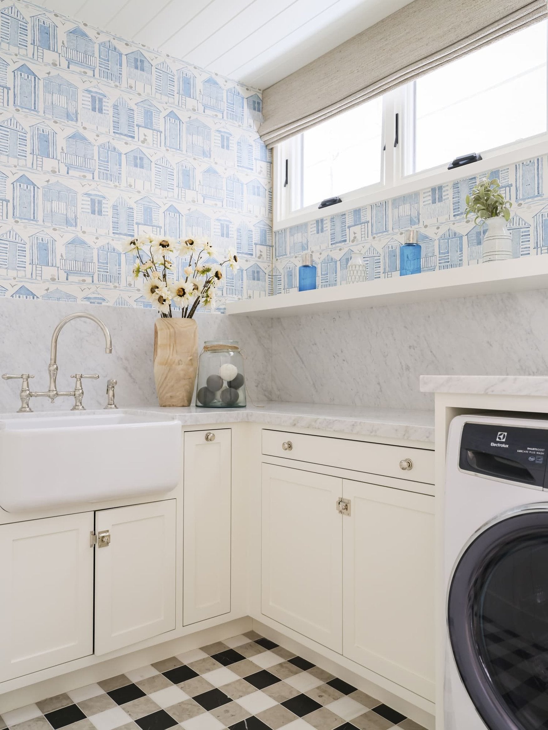 Newport Bayside Boathouse - Interior Design