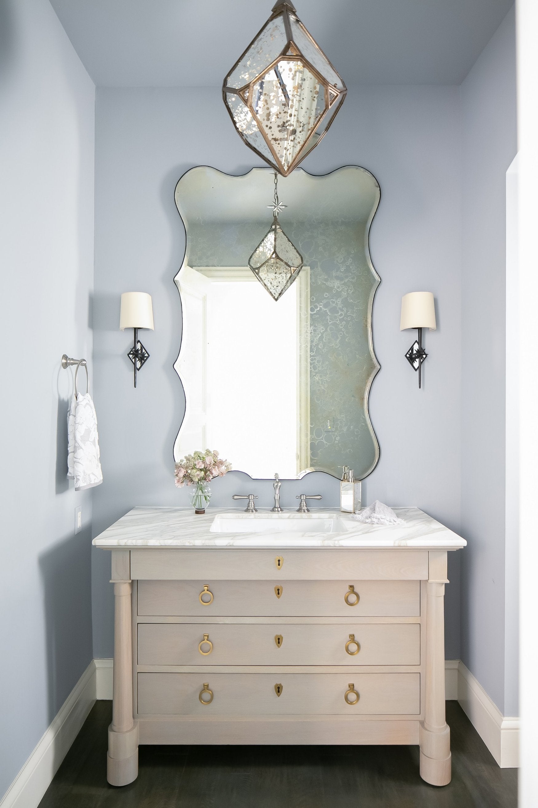 Shadycanyon - Interior Design